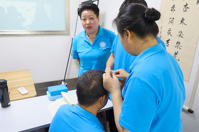 康复理疗培训班 礼仪服务的温度与力量